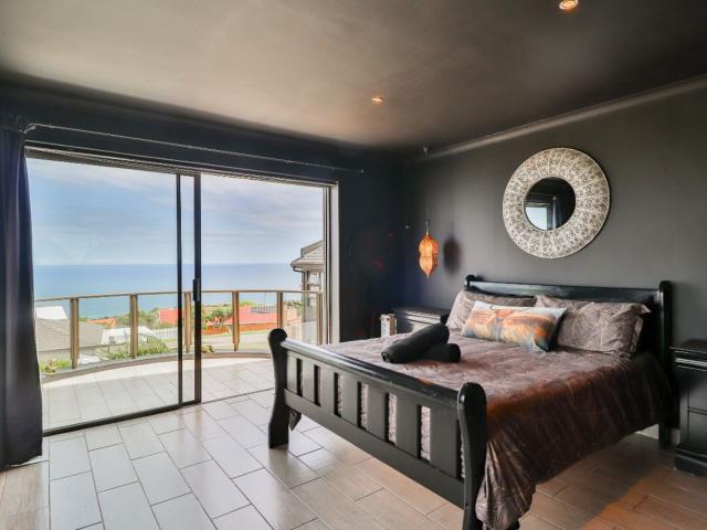 House for sale in Groot Brak Rivier, Western Cape