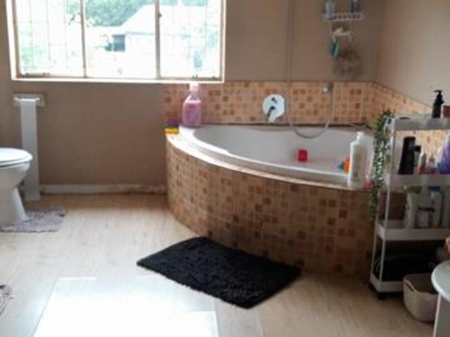 House for sale in eMalahleni, Emalahleni Local Municipality