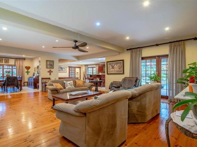 House for sale in Seaview, Kwazulu-natal
