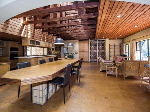 House for rent in Waterkloof, Gauteng