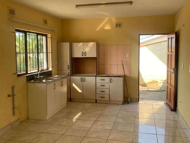House for sale in Mount Moreland, Kwazulu-natal