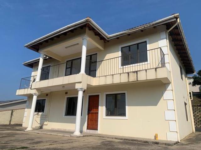 House for sale in Mount Moreland, Kwazulu-natal