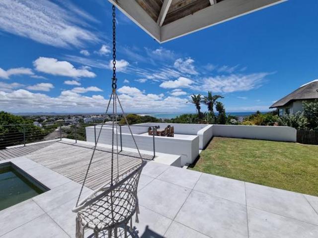 House for sale in Cape St Francis, Eastern Cape