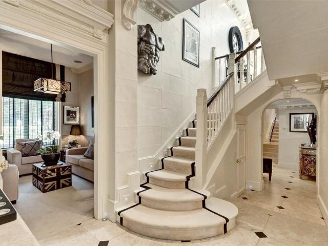 House for rent in South Hampstead, Greater London