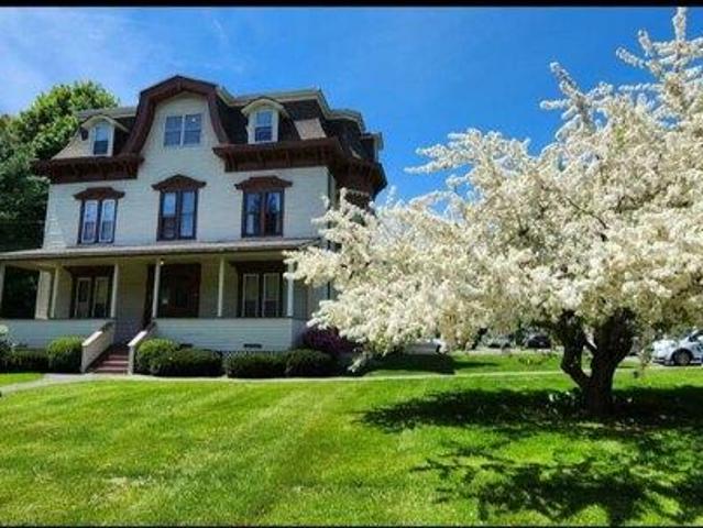 House for sale in East Lee, Lee