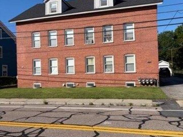 House for sale in Lincoln, Rhode Island