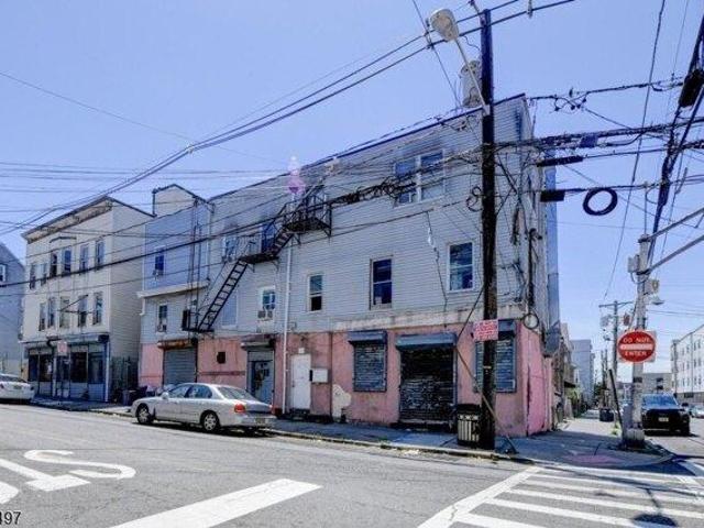 House for sale in Passaic, New Jersey