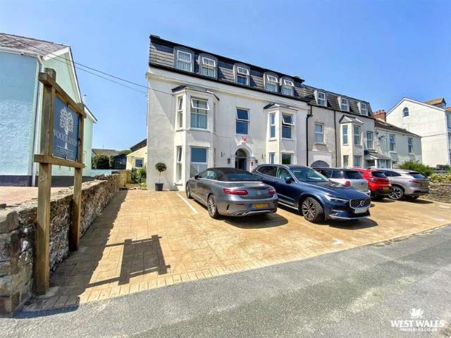 Property for sale in Saundersfoot, Wales