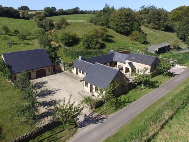 House for sale in Black Bourton, Oxfordshire