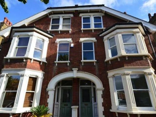 House for sale in Kings Farm, Hamerton