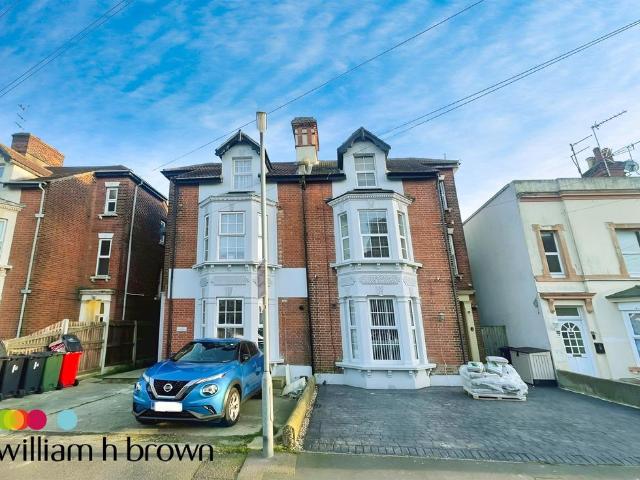 House for sale in Dale Hill, Essex