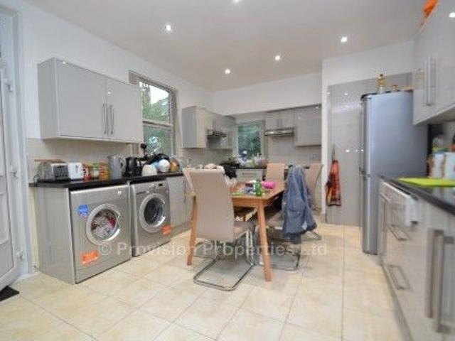 Room for rent in Headingley Hill, Headingley