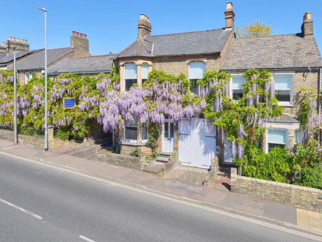 House for sale in Chesterton, Arbury