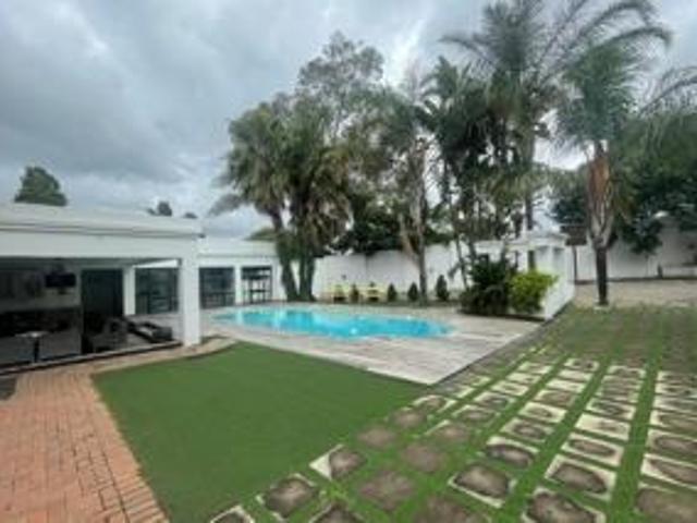Townhouse for rent in Alexandra, Gauteng
