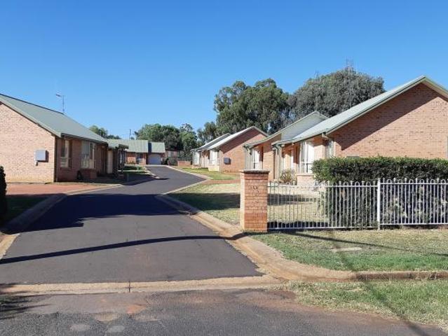 Villa for sale in Wellington, New South Wales