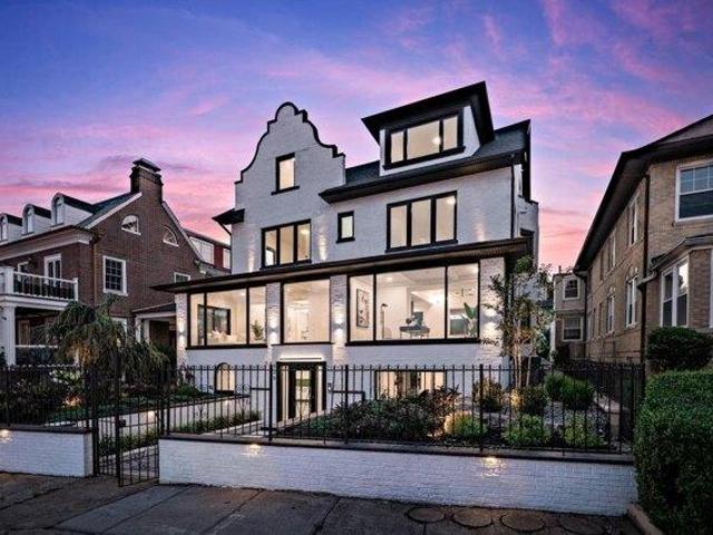 House for sale in Hudson, New Jersey