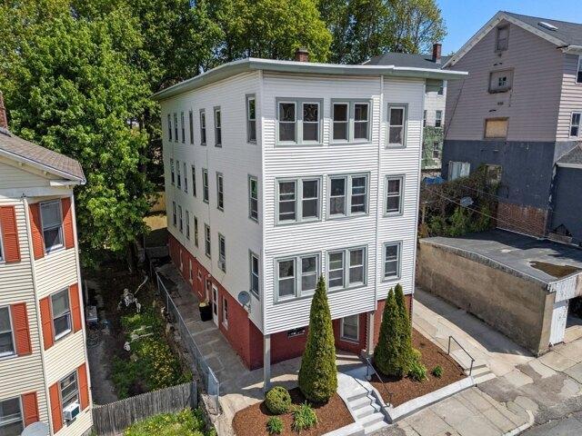 House for sale in Grafton Square, Worcester