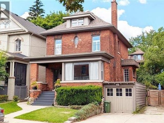 House for sale in Ancaster, Ontario