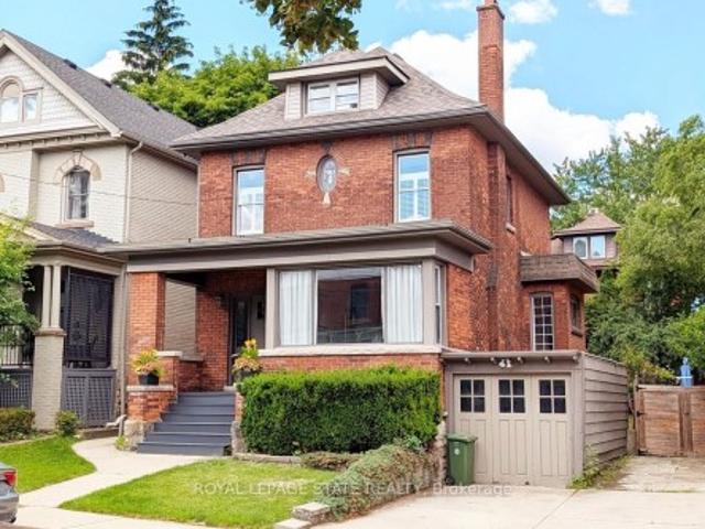 House for sale in Ancaster, Ontario