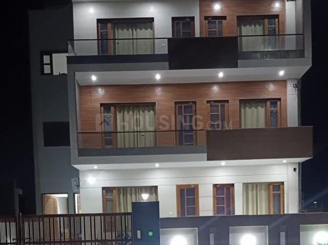 Flat for rent in Matran, Punjab