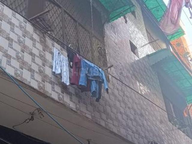 House for sale in North West Delhi, Deri