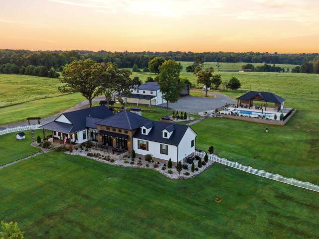 House for sale in Ark