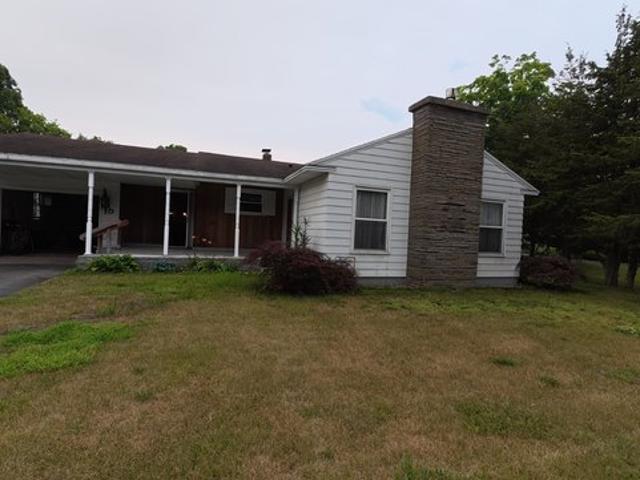House for sale in Saratoga, New York