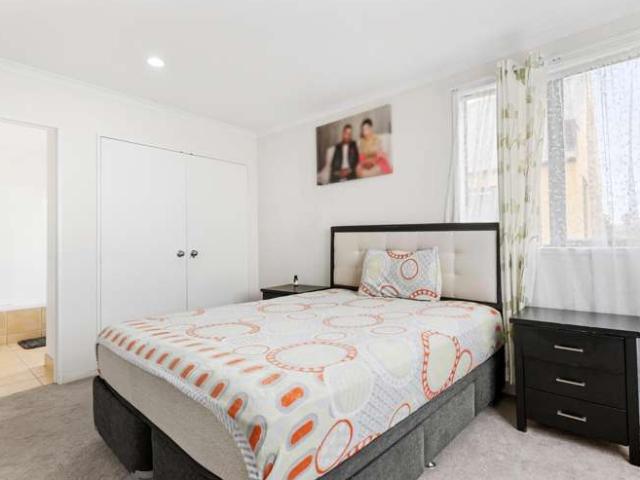 Townhouse for sale in Avondale