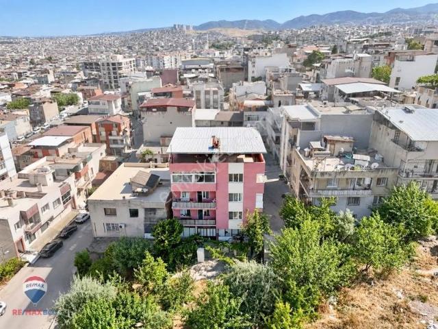 Bozyaka Mahallesi, Karabağlar içerisinde satılık mülk