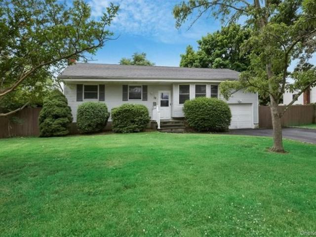 House for sale in Bohemia, New York