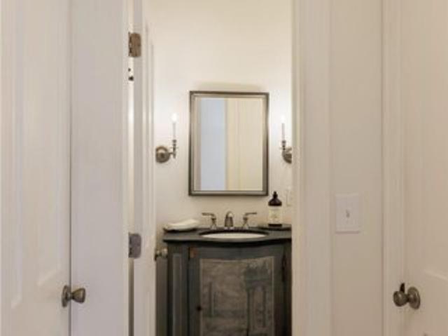 Townhouse for sale in Kinderhook, New York