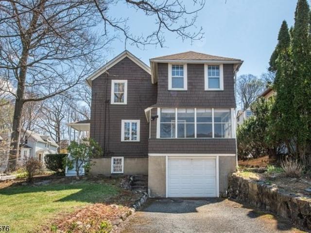 House for sale in Parsippany, New Jersey