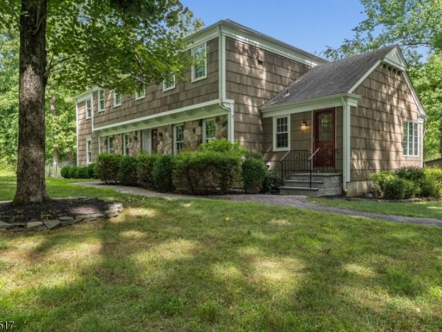 House for sale in Neshanic Station, New Jersey