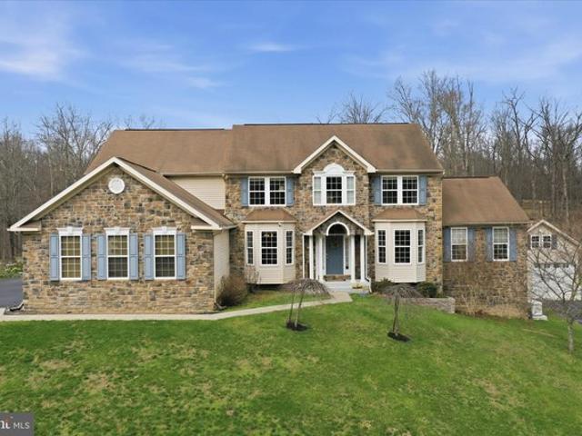 Land for sale in Hedgesville, West Virginia