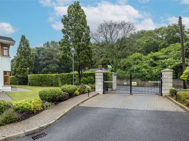 Apartment for sale in Bluebell, North Tipperary