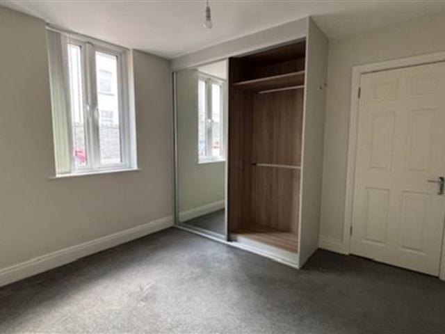 Townhouse to rent in Dublin