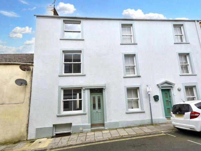 Apartment for rent in Oakfield, Ryde