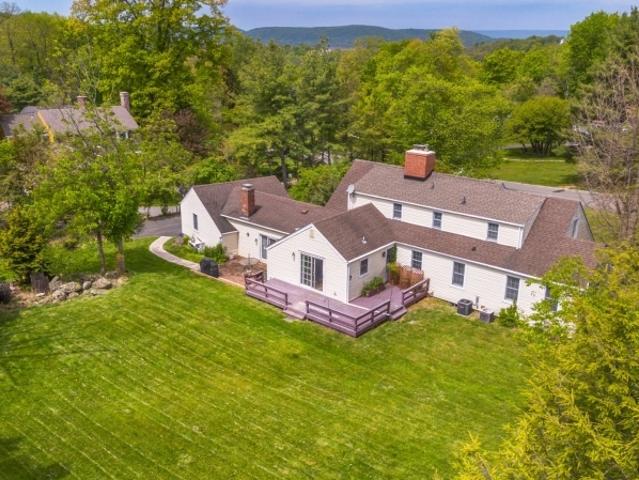 House for sale in Allamuchy, New Jersey