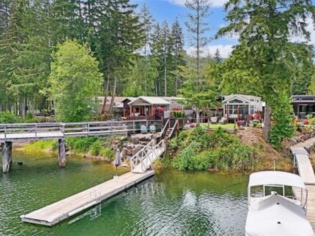 Property for sale in Clayoquot, British Columbia