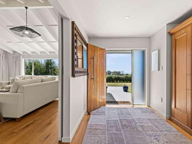 Property for sale in Te Awanga