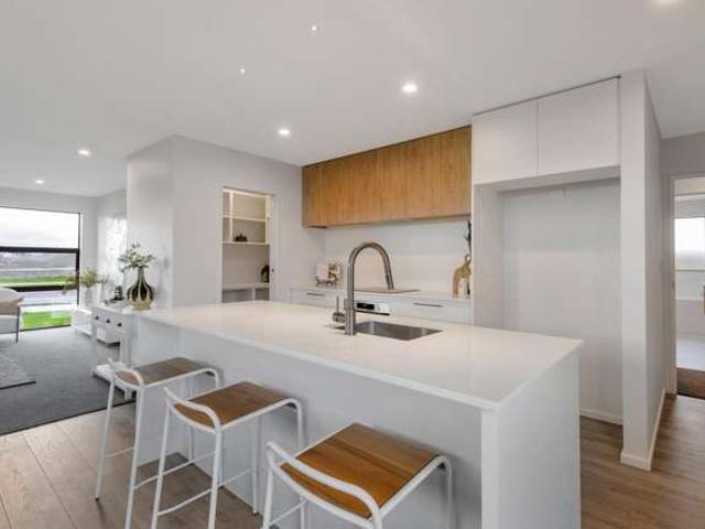 House for sale in Lincoln, Canterbury