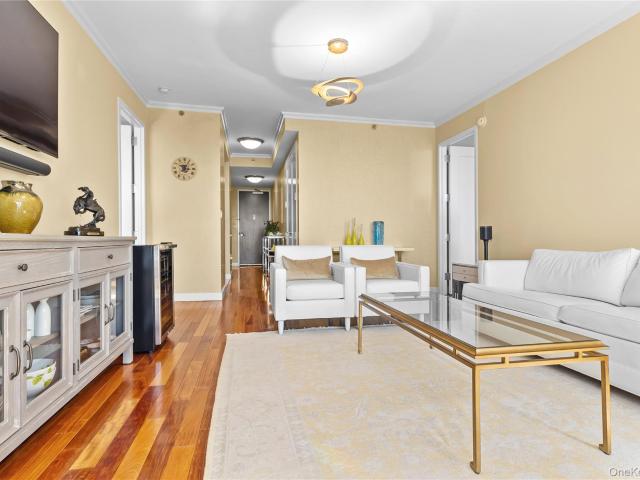 Condo for sale in White Plains, New York