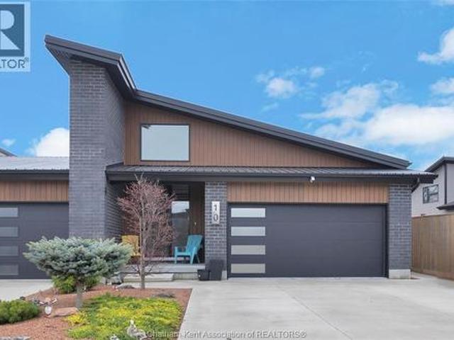 House for sale in Chatham–kent, Ontario