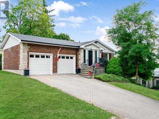 House for sale in Brockville, Ontario