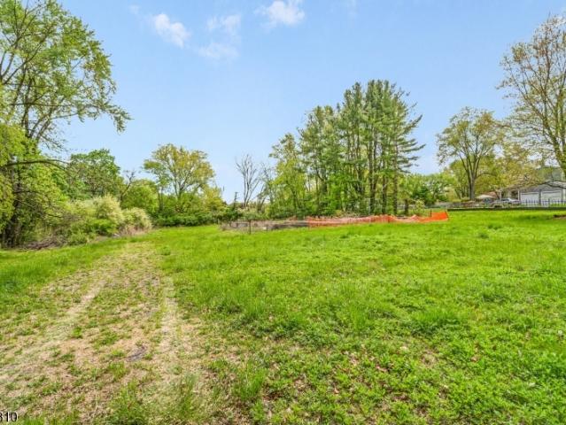 Land for sale in Annandale, New Jersey
