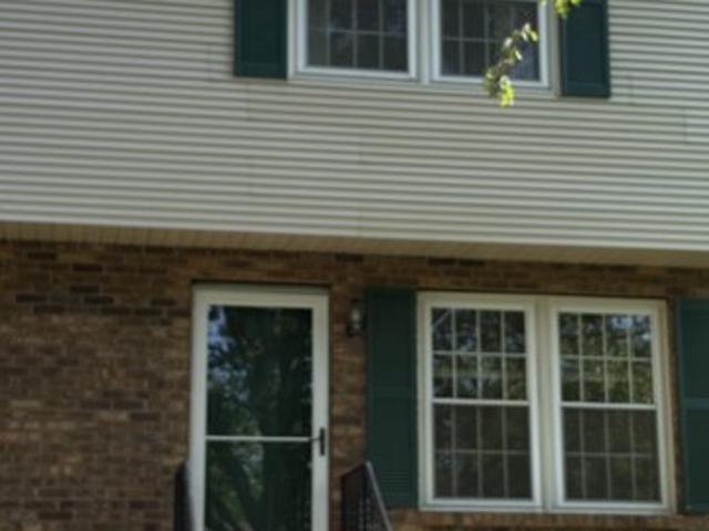Townhouse for sale in Middletown, Connecticut
