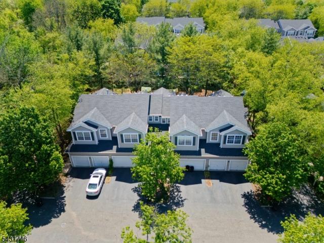 Townhouse for sale in Clinton, New Jersey