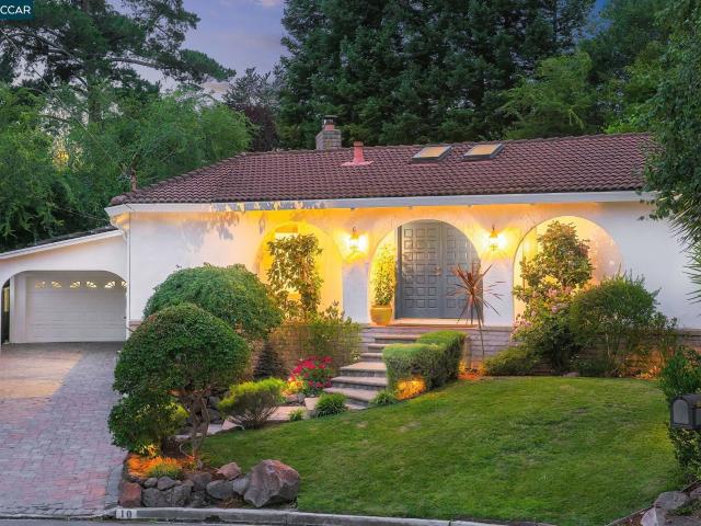 House for sale in Orinda, California