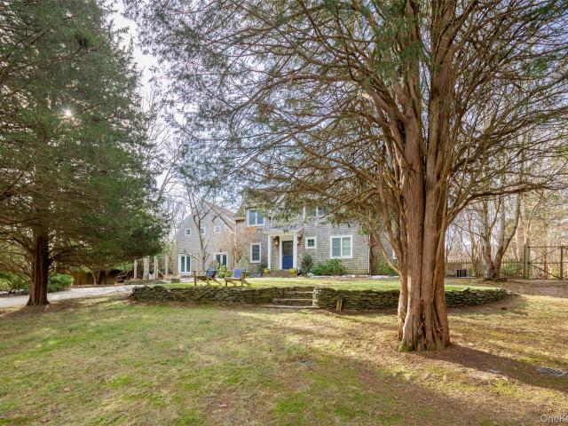 House for sale in Wainscott, New York