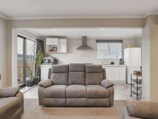 House for sale in Otakou